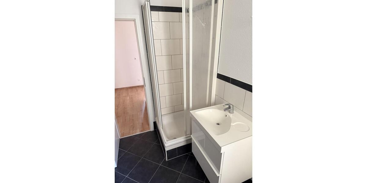 Etagenwohnung Leipzig Ost - 3 Zimmer, 79 m&sup2;, 694&euro; | Angebot:26263477