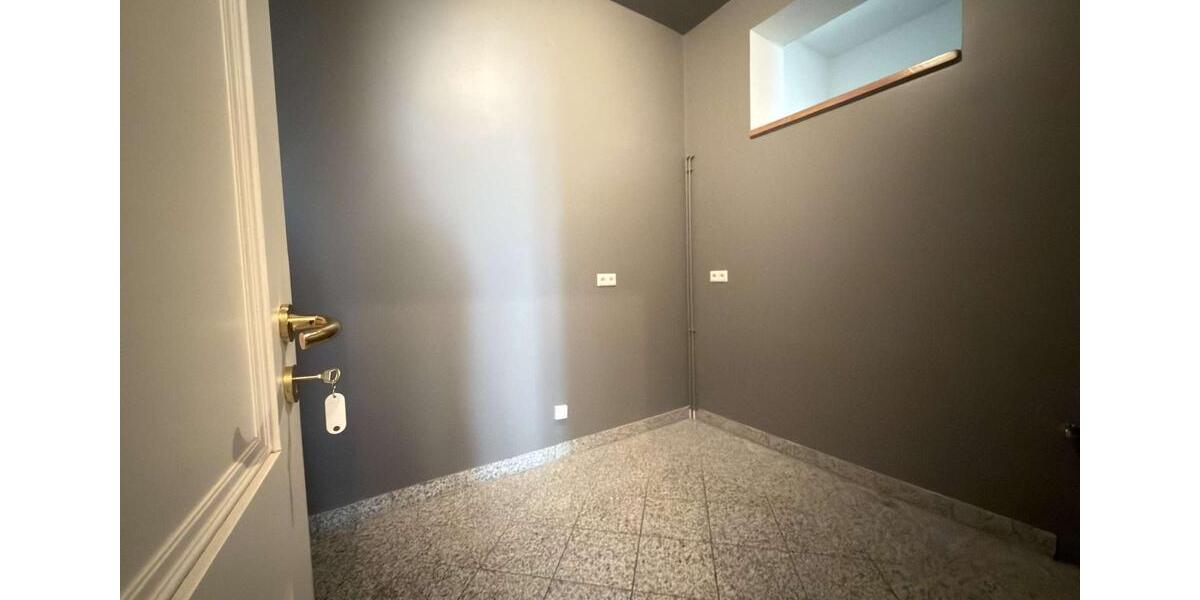 Etagenwohnung Leipzig Mitte - 4 Zimmer, 142 m&sup2;, 2.588&euro; | Angebot:26404478