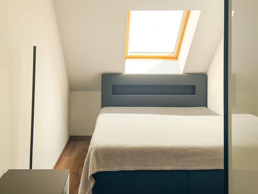 Gute Ausstattung I Einbauküche I Stellplatz und Loggia