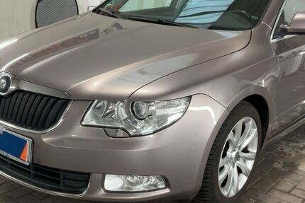 Skoda Superb 139.422 km 8.790 &euro; Taucha 04425