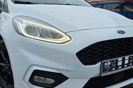 Ford Fiesta 99.999 km 9.900 &euro; Zwenkau 04442