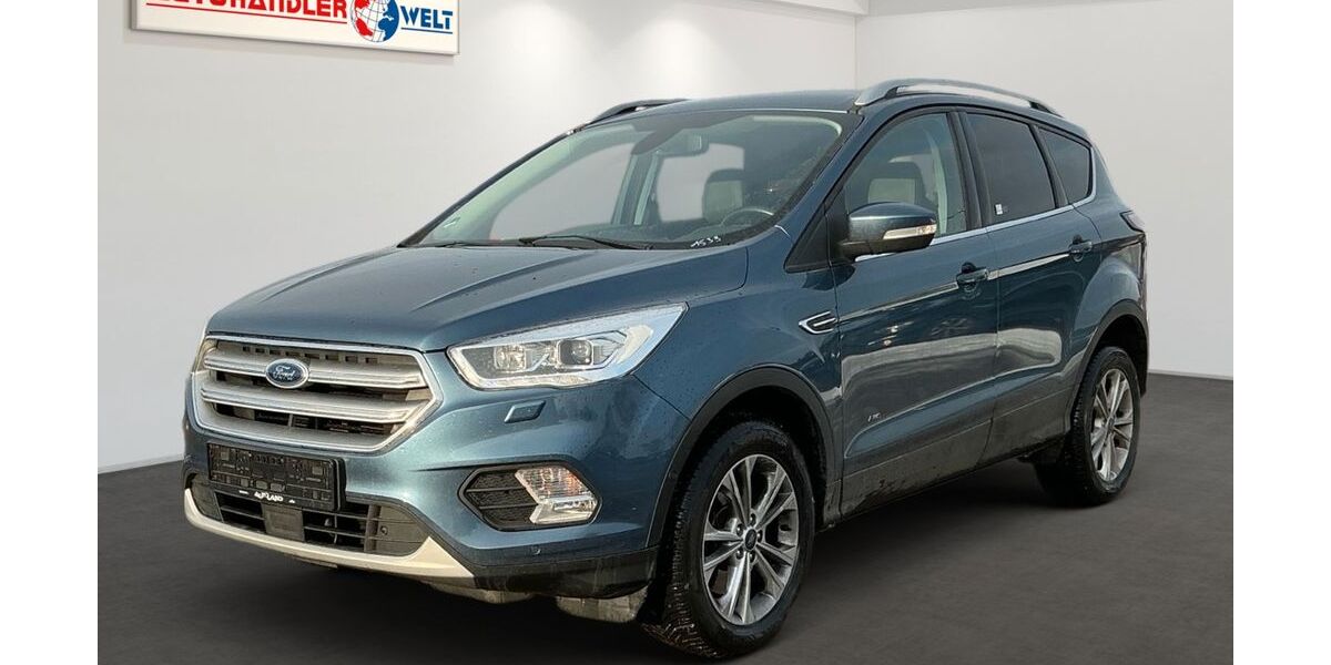 Ford Kuga 120.900 km 9.999 &euro; Brehna 06796