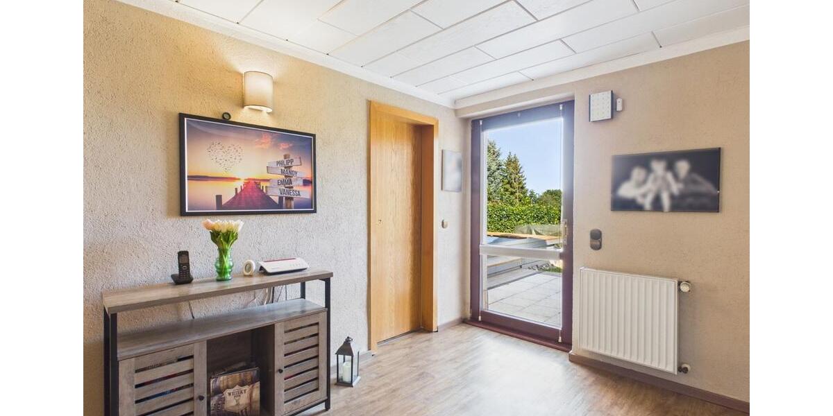 Einfamilienhaus Lützen - 7 Zimmer, 224 m&sup2;, 299.900&euro; | Angebot:26693246