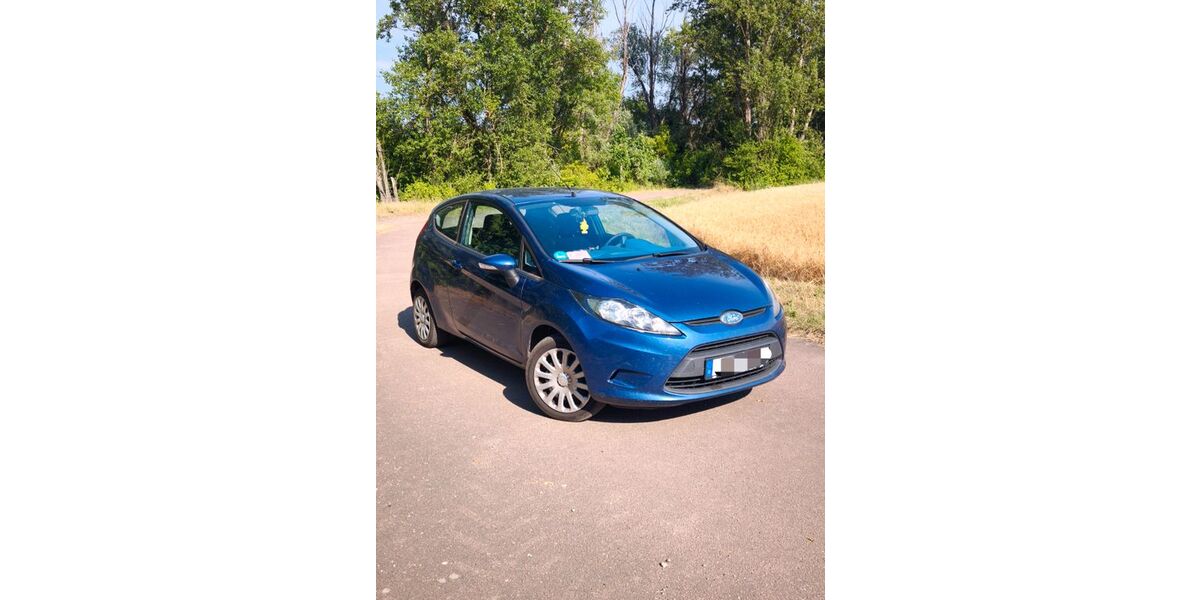 Ford Fiesta 108.000 km 3.500 &euro; Merseburg 06217