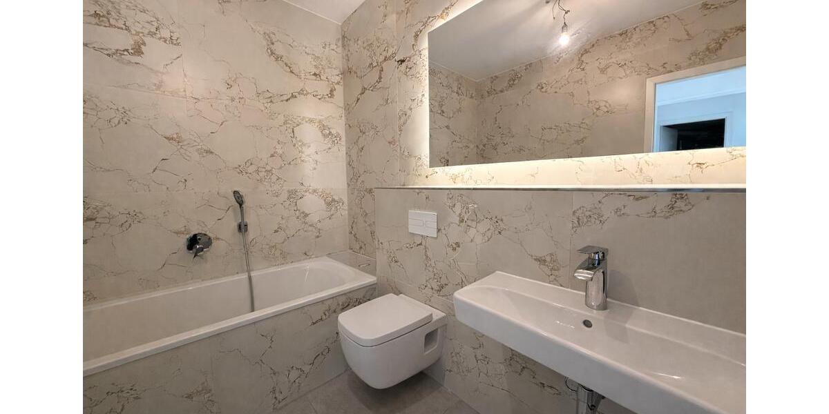 Erdgeschoßwohnung Leipzig Mitte - 4 Zimmer, 125 m&sup2;, 1.690&euro; | Angebot:25418312