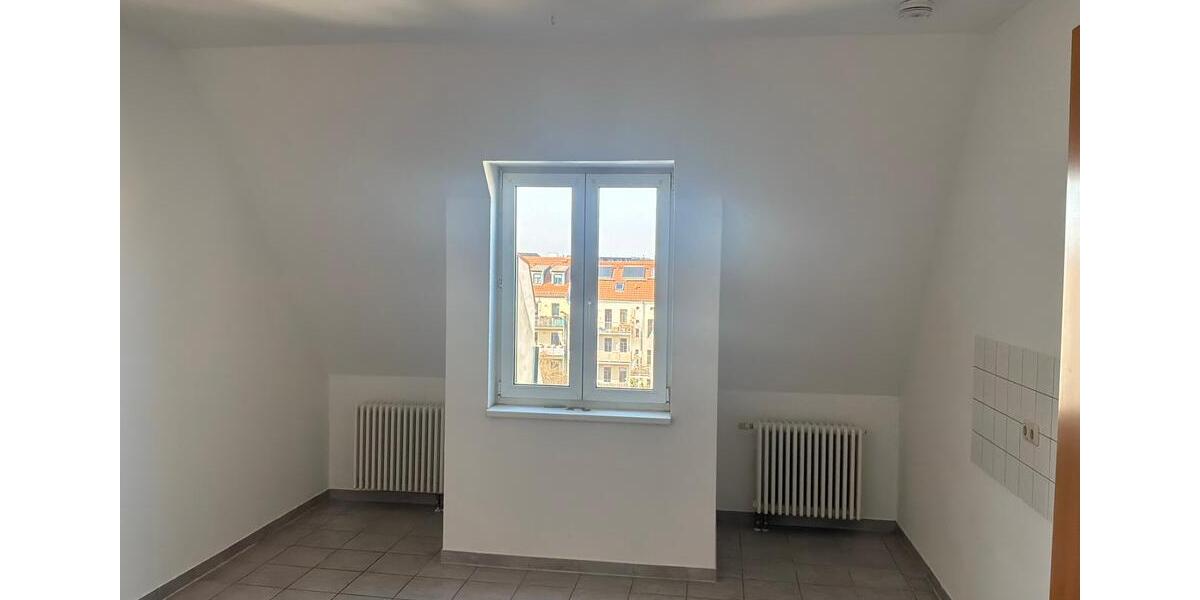 Dachgeschoßwohnung Leipzig Altwest - 3 Zimmer, 99 m&sup2;, 1.000&euro; | Angebot:26490345