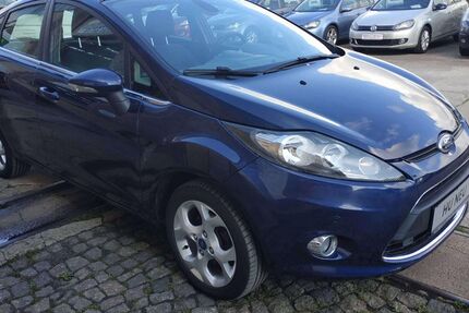 Ford Fiesta 129.935 km 4.990 &euro; Leipzig 04129