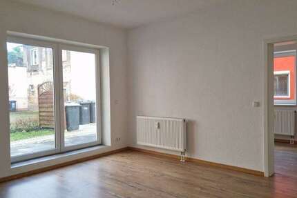 Wohnung Pegau - 3 Zimmer, 75 m&sup2;, 565&euro; | Angebot:26697239