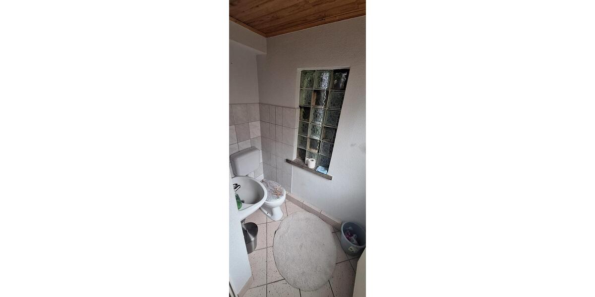 Einfamilienhaus Borna - 8 Zimmer, 175 m&sup2;, 290.000&euro; | Angebot:26926219