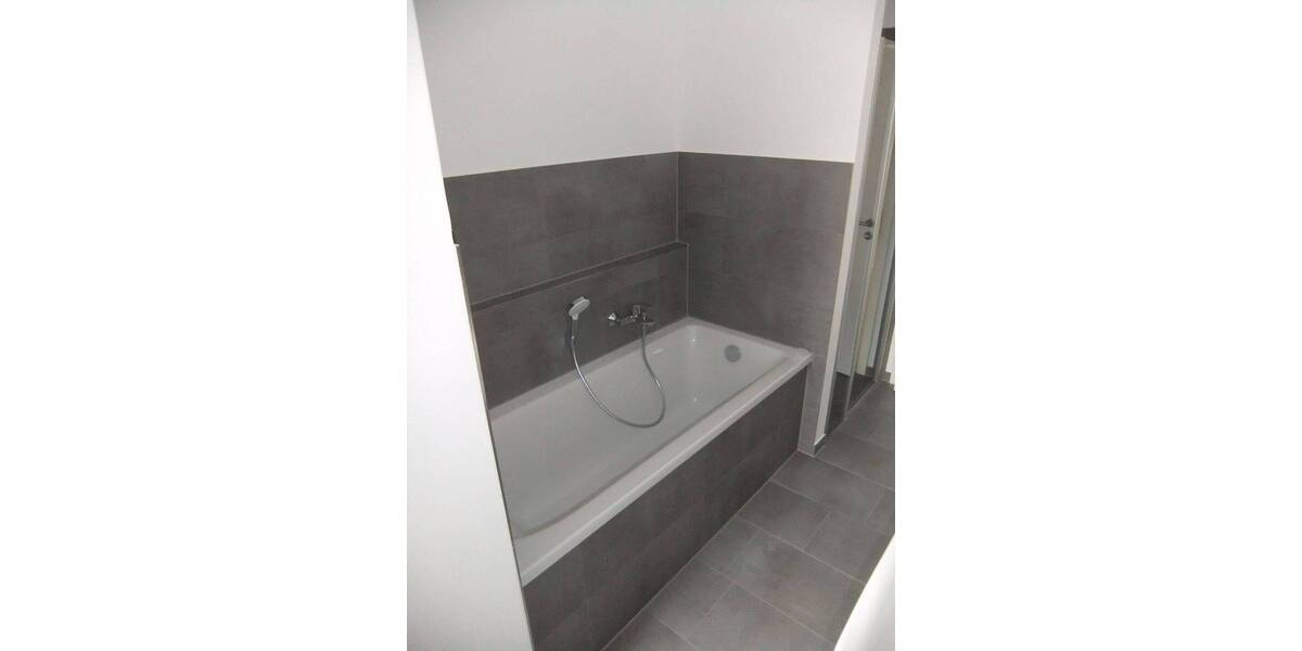 Etagenwohnung Leipzig Schönefeld-Abtnaundorf - 3 Zimmer, 76 m&sup2;, 744&euro; | Angebot:26376585