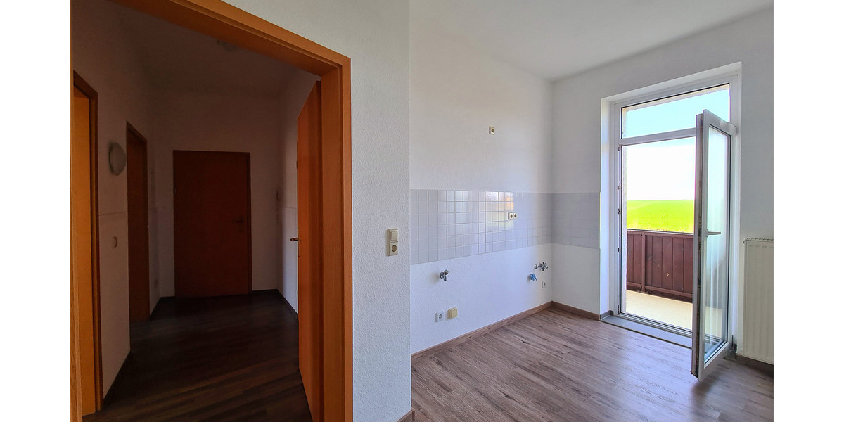 KNAUTKLEEBERG +2 RAUM WOHNUNG + WESTBALKON + AB JULI 2026 - Etagenwohnung Leipzig Knautkleeberg-Knauthain | Angebot:26381340