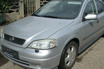 Opel Astra 124.000 km 2.222 € Naunhof 04683
