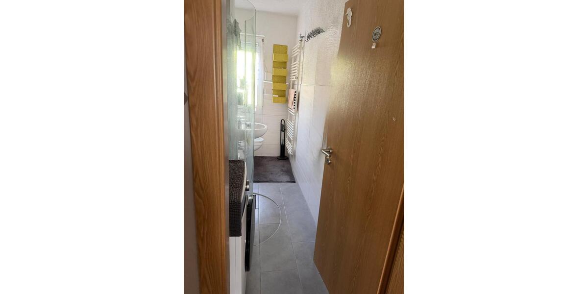 Erdgeschoßwohnung Hohenmölsen - 3 Zimmer, 60 m&sup2;, 370&euro; | Angebot:25634476