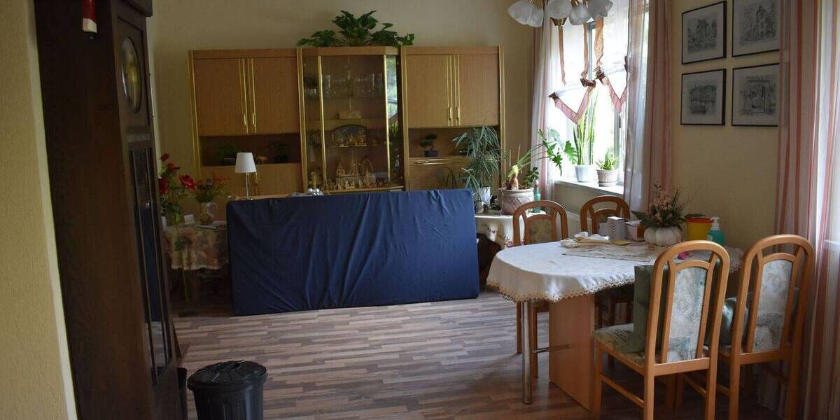 Mehrfamilienhaus, Wohnhaus Grimma - 9 Zimmer, 206 m&sup2;, 299.000&euro; | Angebot:25682184