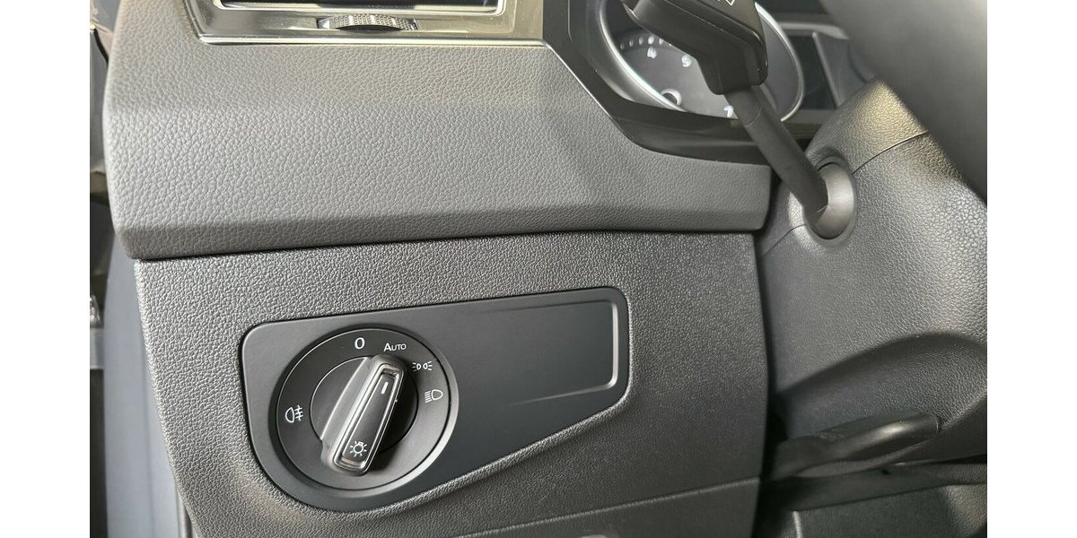 VW Tiguan 1.5 DSG/Led/Navi/Spur/ACC/Garantie 2027 40.000 km 26.490 &euro; Leipzig 04347