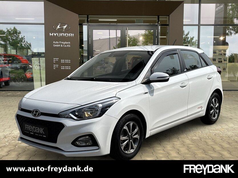 i20
