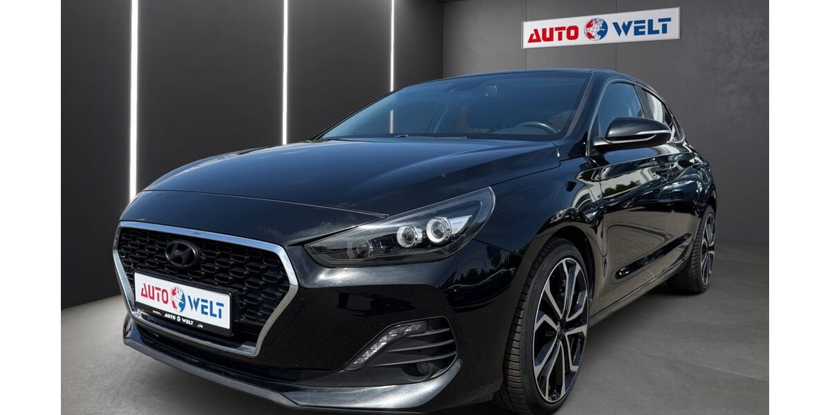 Hyundai i30 102.295 km 12.990 &euro; Sandersdorf Brehna 06796