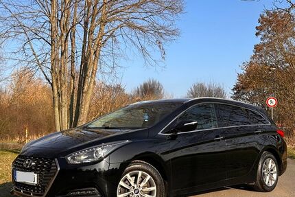 Hyundai i40 115.000 km 12.000 &euro; Rackwitz 04519