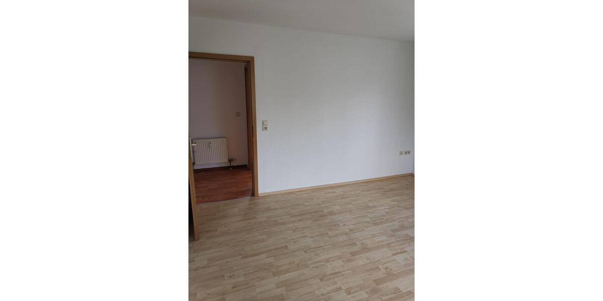 Erdgeschoßwohnung Wurzen - 2 Zimmer, 55 m&sup2;, 330&euro; | Angebot:25444212