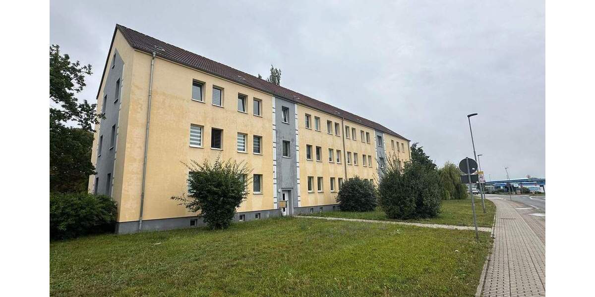 Etagenwohnung Merseburg Kötzschen - 5 Zimmer, 127 m&sup2;, 889&euro; | Angebot:26217767