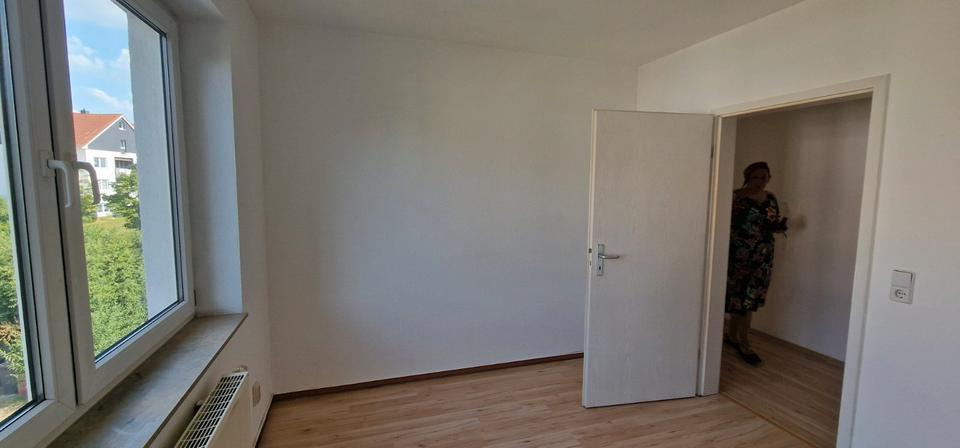 Etagenwohnung Leuna - 3 Zimmer, 70 m&sup2;, 110.000&euro; | Angebot:26564779
