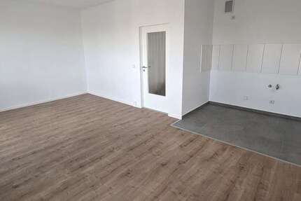 Erstbezug nach Sanierung - 2-Zimmer-Wohnung mit Balkon 2 zimmer