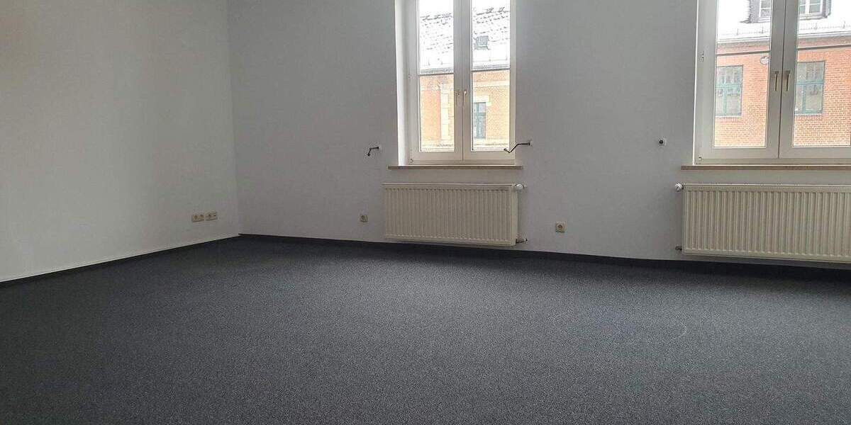 Repräsentative Bürofläche direkt am Markt 2 zimmer