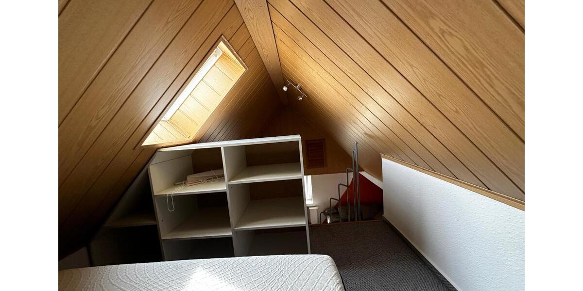Dachgeschoßwohnung Grimma - 1 Zimmer, 36 m&sup2;, 380&euro; | Angebot:26562785