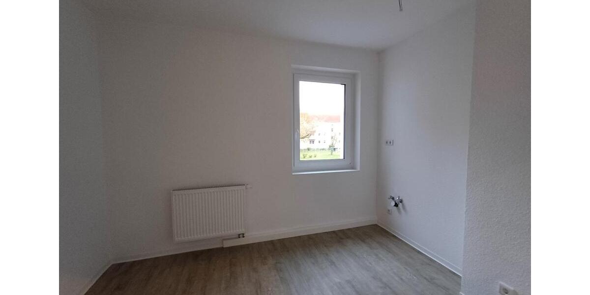 Die perfekte Familienwohnung für Groß und Klein - Erstbezug nach Sanierung - 1. OG rechts 4 zimmer