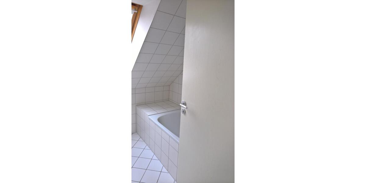 Dachgeschoßwohnung Leipzig Ost - 2 Zimmer, 40 m&sup2;, 135.000&euro; | Angebot:24827633