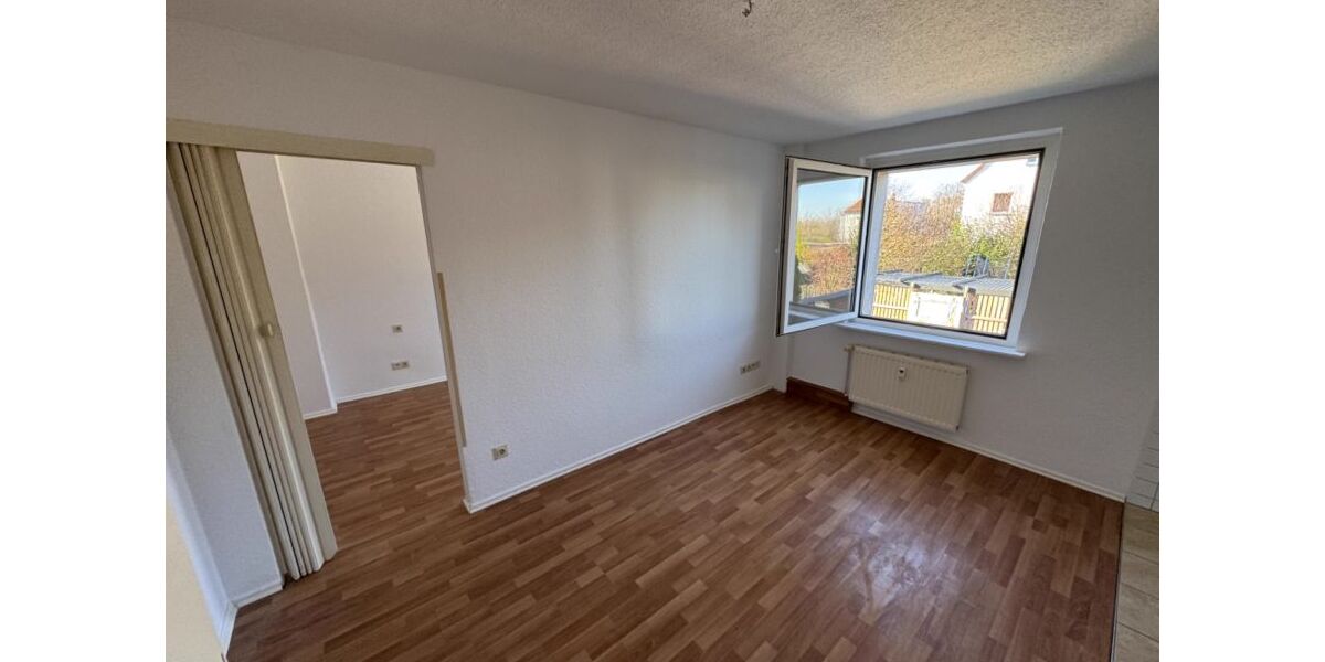 Provisionsfrei* Bezugsfrei: Wohnung in 04442 Zwenkau, Nähe See, zu verkaufen - 3- Zwenkau | Angebot:25239523