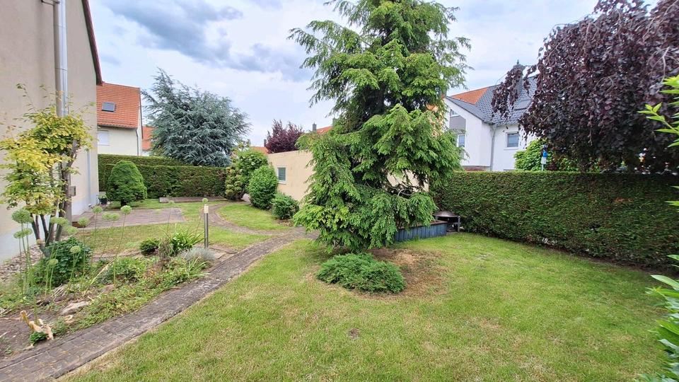 Doppelhaushälfte Schkopau - 6 Zimmer, 166 m&sup2;, 445.000&euro; | Angebot:26956882