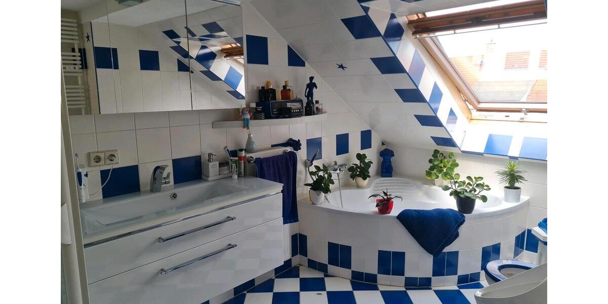 Dachgeschoßwohnung Leipzig Ost - 3 Zimmer, 99 m&sup2;, 270.000&euro; | Angebot:27115144