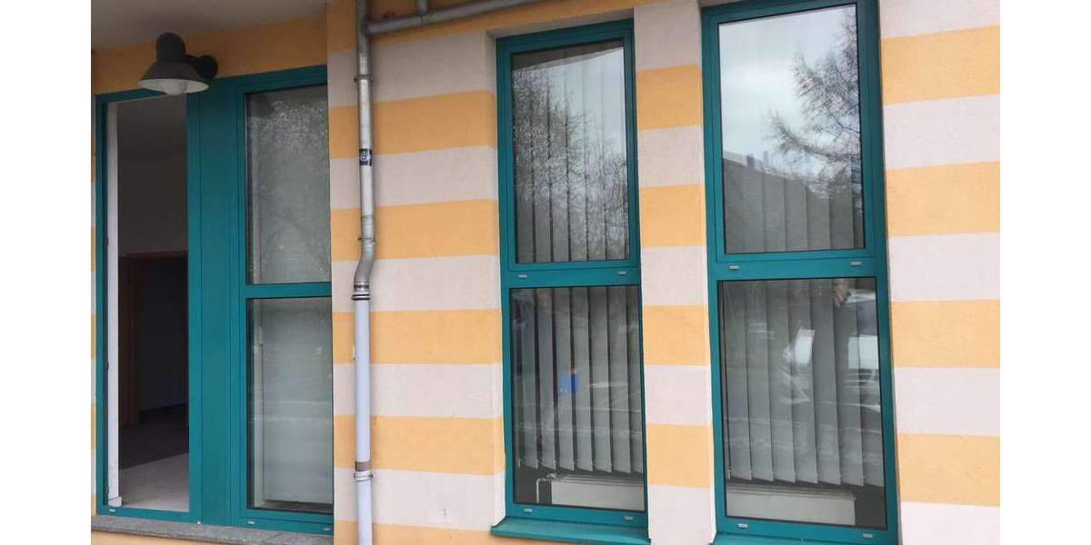 Praktische Gewerbeeinheit für BüroPraxis oder Einzelhandel - Wohn- & Geschäftshaus Wurzen Altstadt | Angebot:25468479