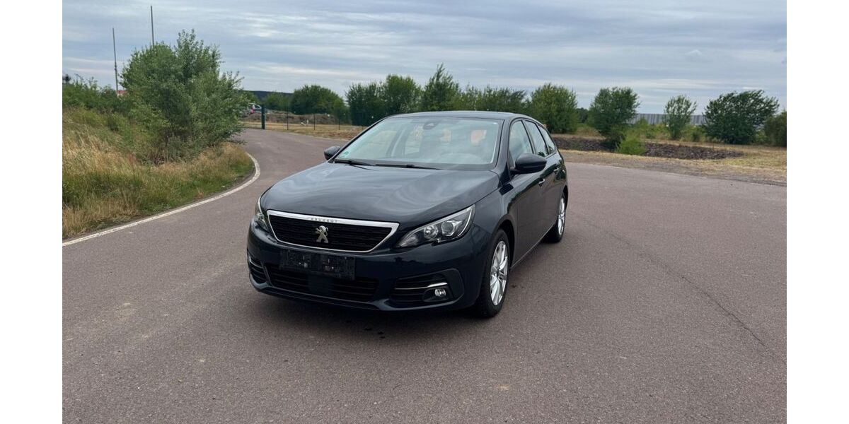 Peugeot 308 100.770 km 8.000 &euro; Landsberg 06188