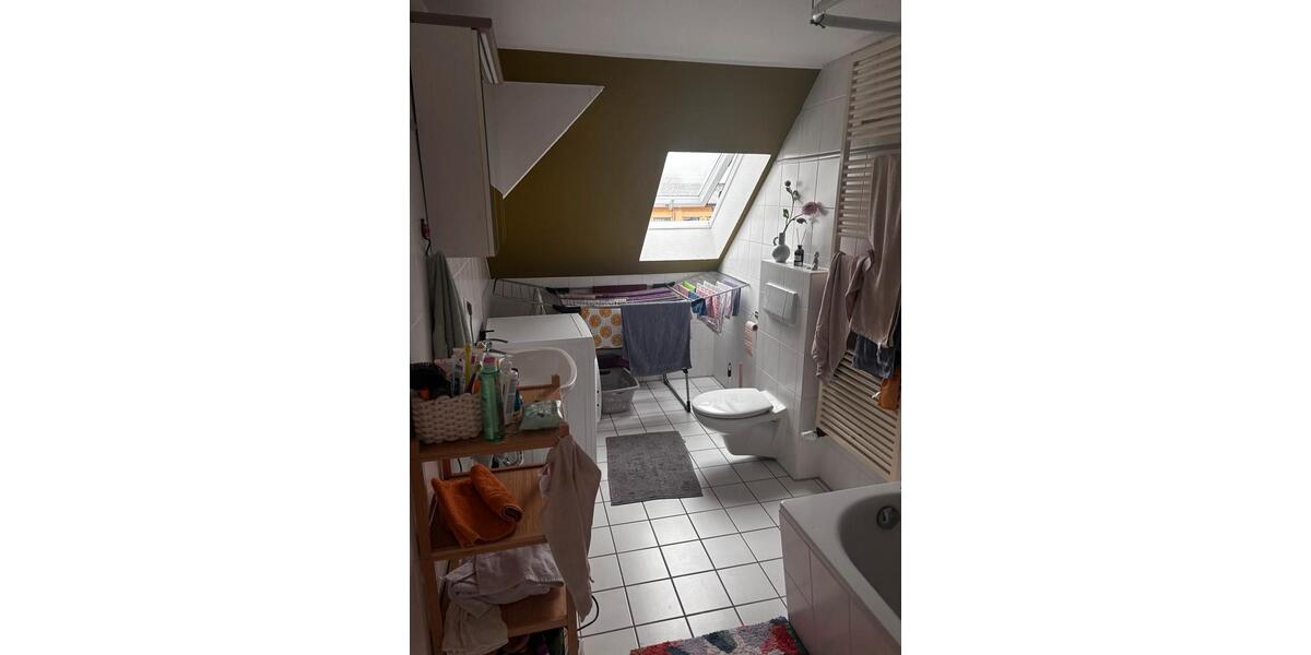 Dachgeschoßwohnung Leipzig Süd - 2 Zimmer, 74 m&sup2;, 760&euro; | Angebot:25613106