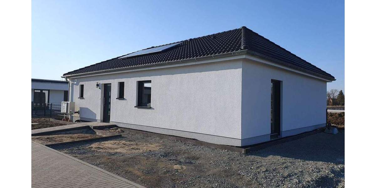 Bungalow Löbnitz - 4 Zimmer, 110 m&sup2;, 1.500&euro; | Angebot:24180833