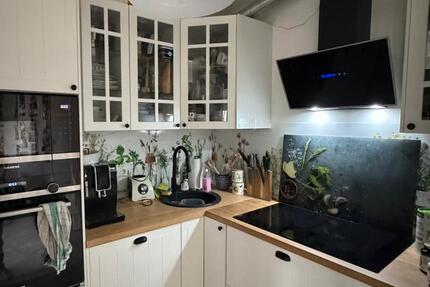 Helle 3,5-Zimmer-Wohnung mit Balkon und Wintergarten zimmer