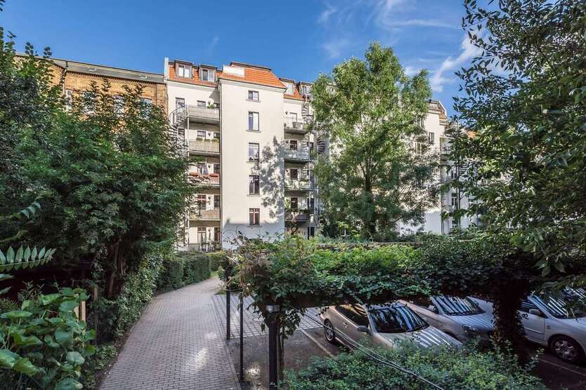 Bezugsfrei: Penthouse mit Loggia und Dachterrasse, einzigartiger Blick über den Clara-Zetkin-Park 5 zimmer