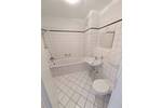 ++ bezugsfreie, charmante 2-Raum Wohnung mit Balkon und Tiefgaragenstellplatz am Allee-Center ++