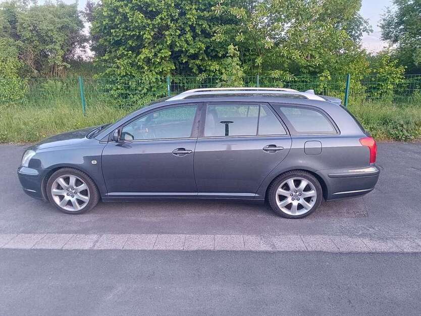Avensis