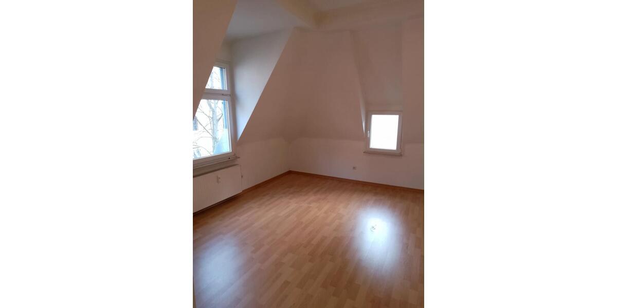 Dachgeschoßwohnung Leipzig Süd - 2 Zimmer, 48 m&sup2;, 517&euro; | Angebot:25722067