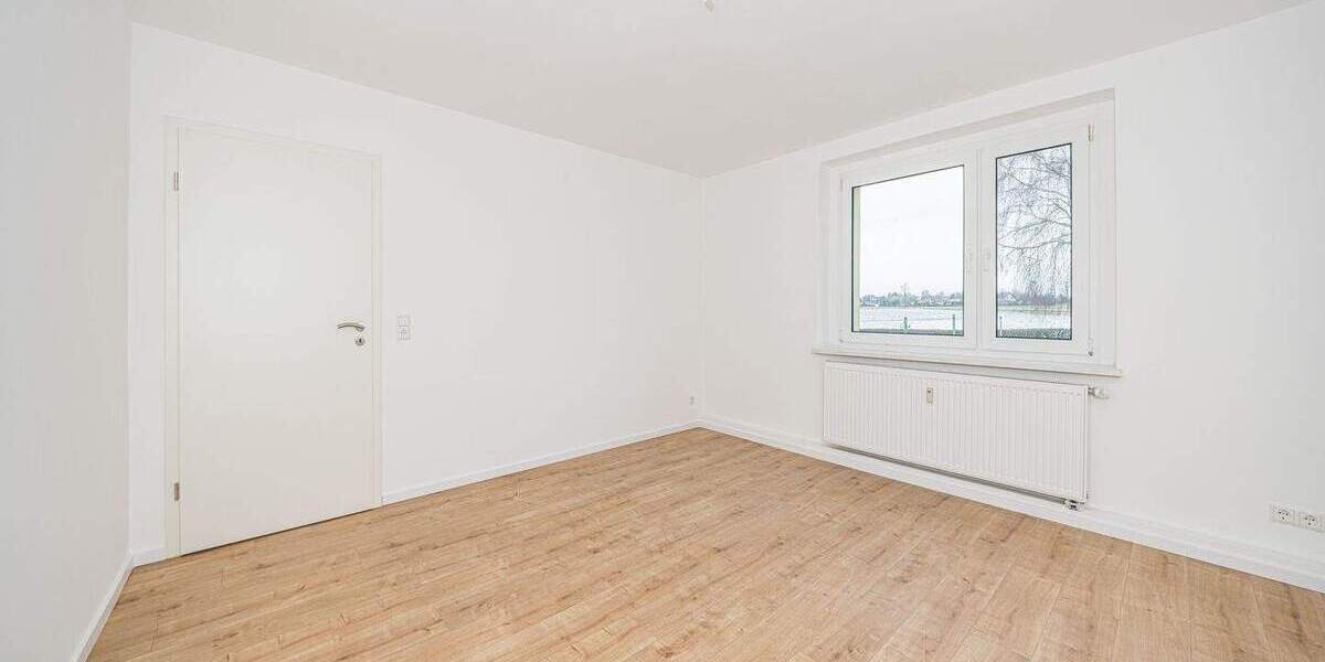 Etagenwohnung Borna Wyhra - 4 Zimmer, 70 m&sup2;, 630&euro; | Angebot:25957248