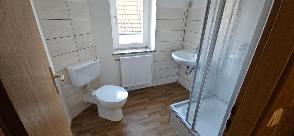 2-Raum-Wohnung in Naunhof – gute Anbindung, Bahnhof fußläufig 2 zimmer