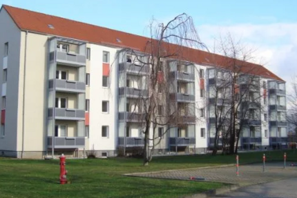 Wohnung Lucka Breitenhain - 4 Zimmer, 71 m&sup2;, 495&euro; | Angebot:27307235