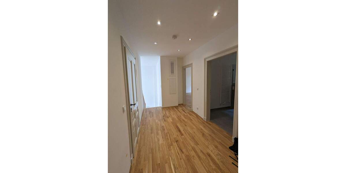 Etagenwohnung Borna - 3 Zimmer, 87 m&sup2;, 660&euro; | Angebot:26359246