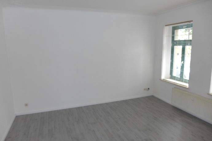 Etagenwohnung Leipzig Sellerhausen-Stünz - 1 Zimmer, 47 m&sup2;, 389&euro; | Angebot:26450595