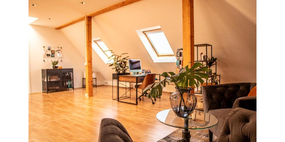 Dachgeschoßwohnung Leipzig Mitte - 3 Zimmer, 155 m&sup2;, 1.850&euro; | Angebot:25723744