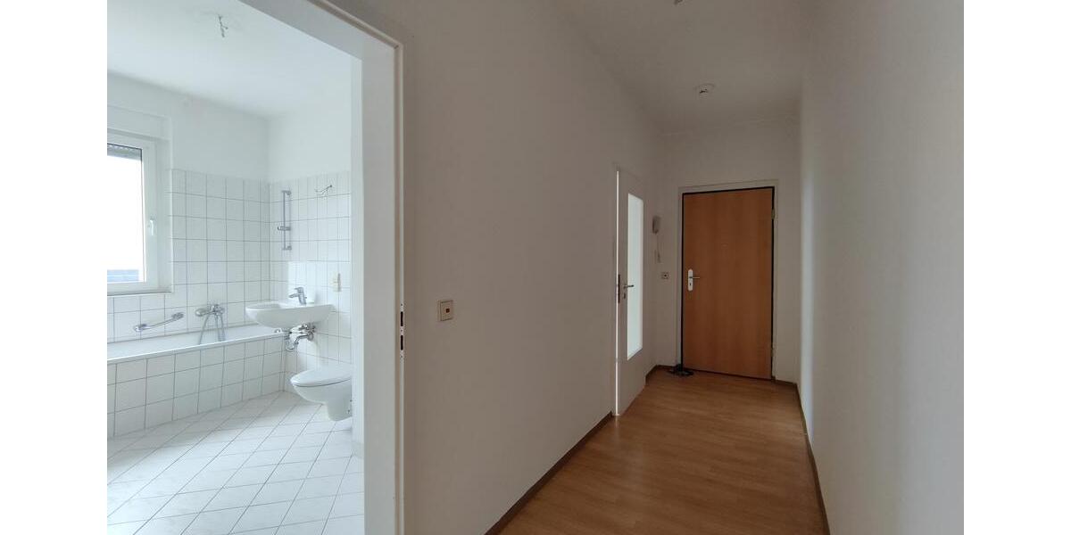 Erdgeschoßwohnung Kitzscher - 2 Zimmer, 50 m&sup2;, 293&euro; | Angebot:26674745