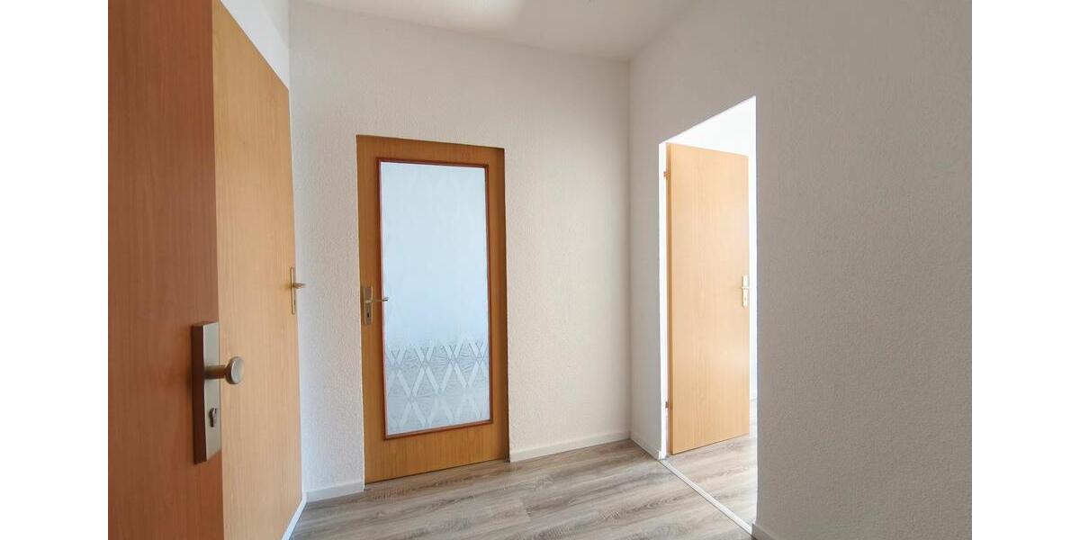 Etagenwohnung Bad Lausick - 3 Zimmer, 62 m&sup2;, 341&euro; | Angebot:26334768